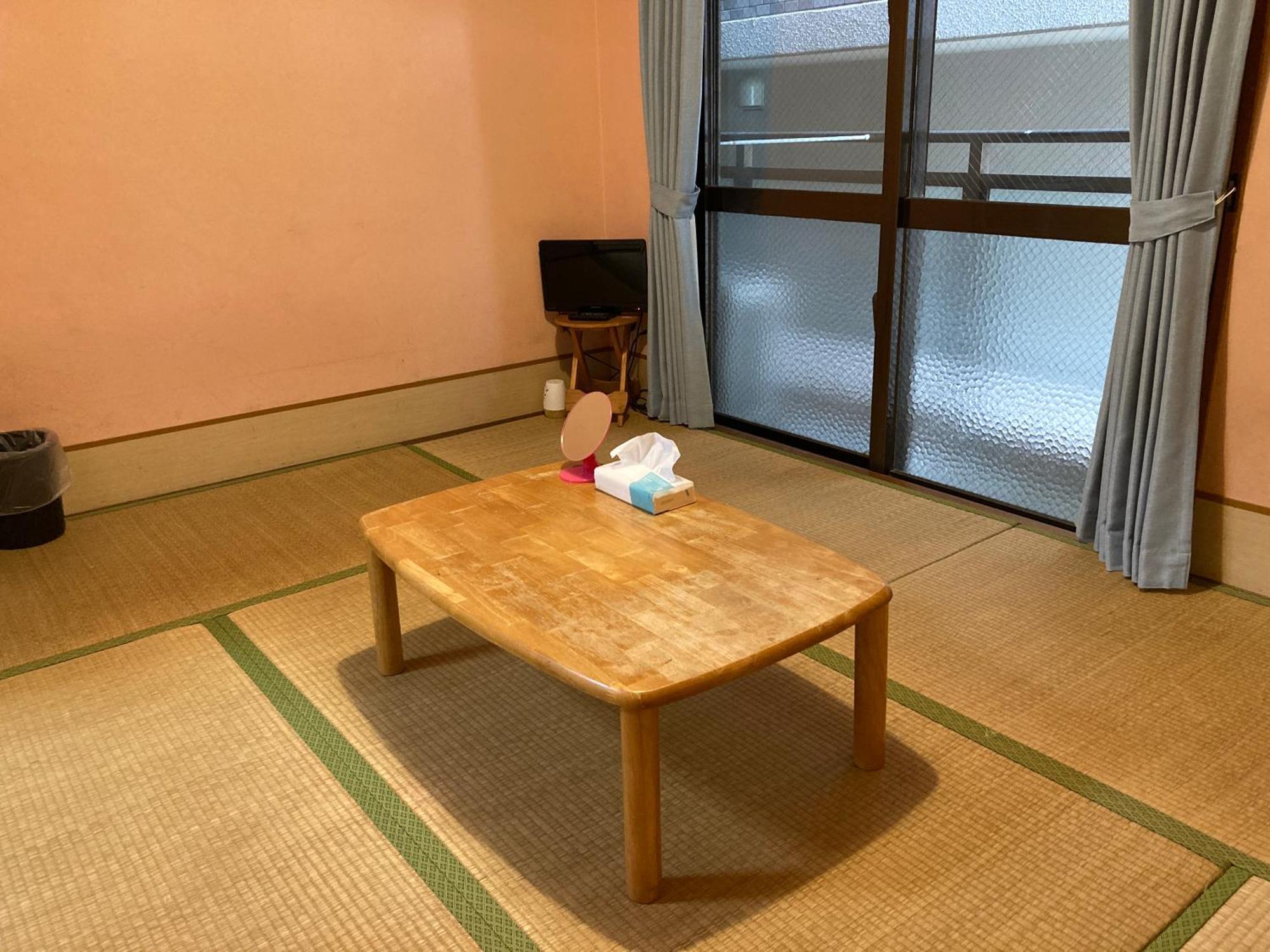 Hostel Hakuseiso Naha Exterior photo