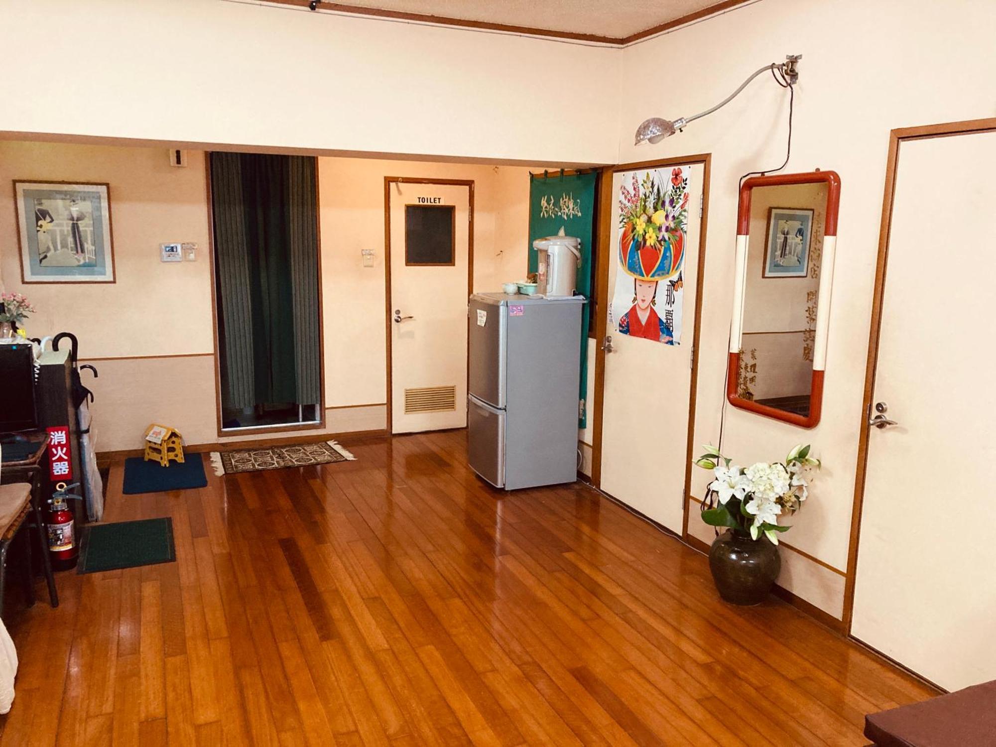 Hostel Hakuseiso Naha Exterior photo